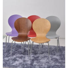 Stacking Bentwood Restuarant Chairs en venta
